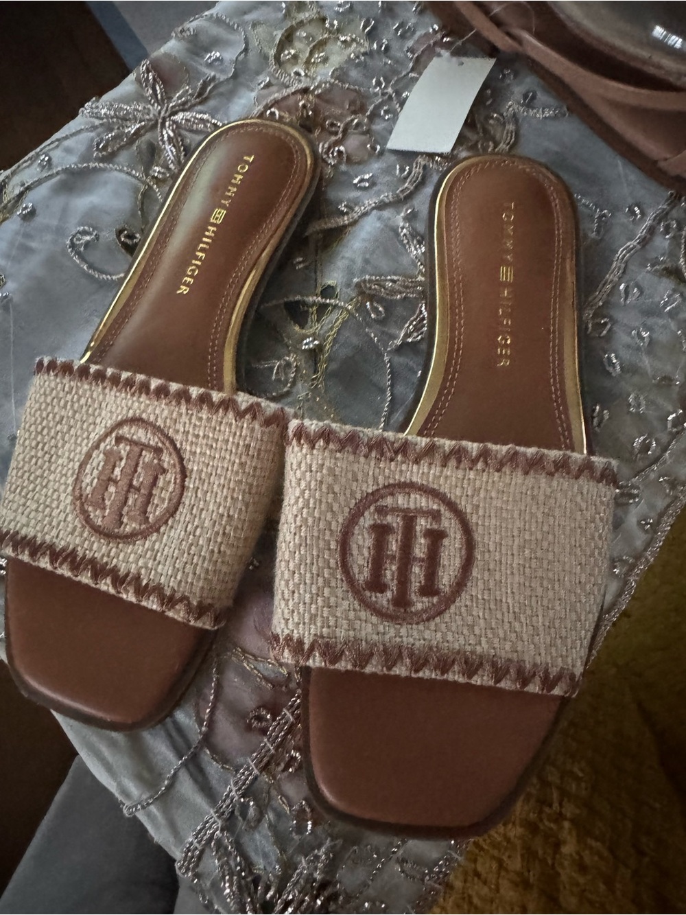 Tommy Hilfiger Beige Woven Logo Slide Mules with Brown Footbed NEW!
